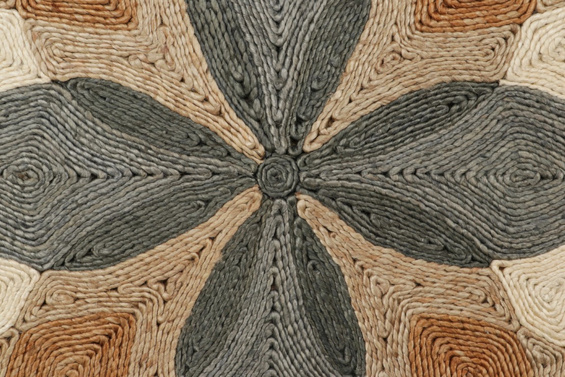 5028580 HAND WOVEN 3