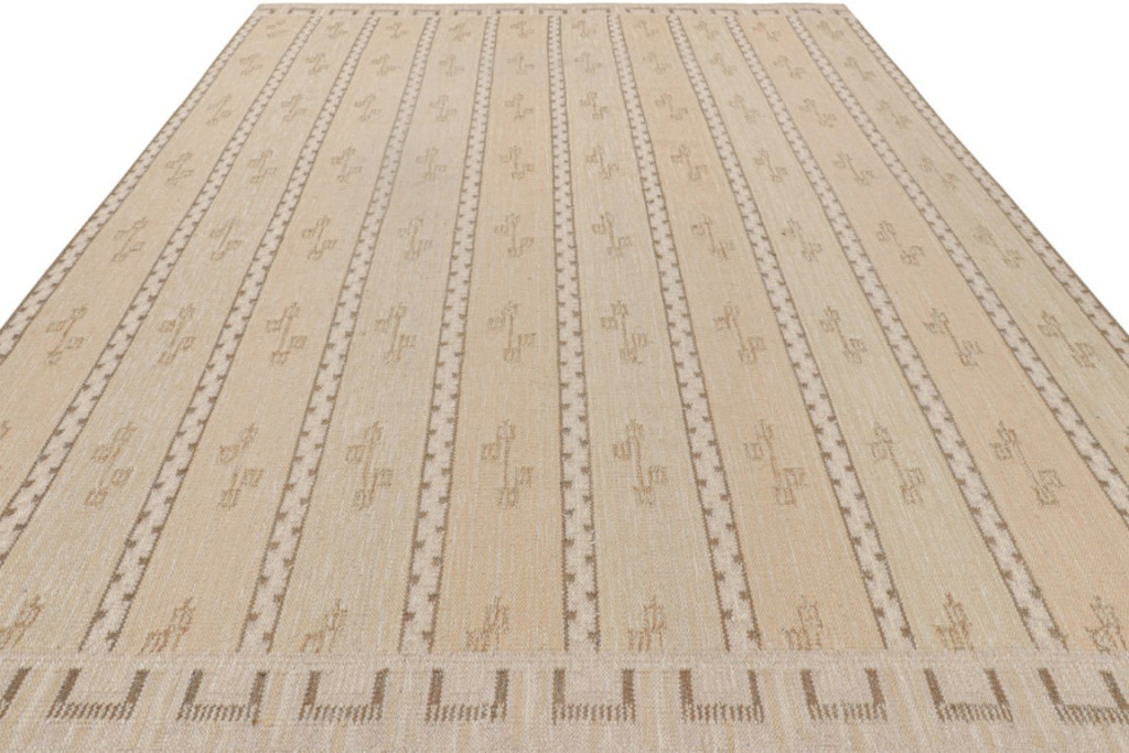 Oversized Scandinavian Geometric Rug