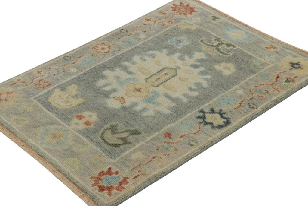 Modern Oushak Floral Rug