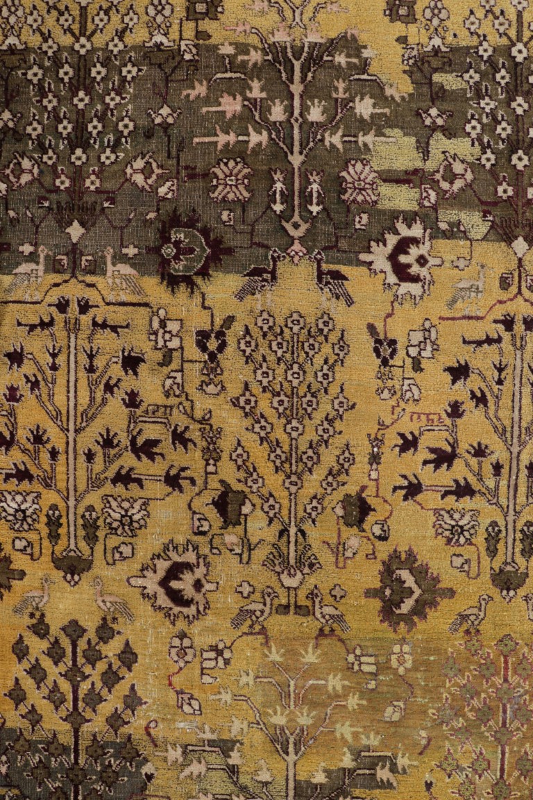 Antique Agra Floral Rug