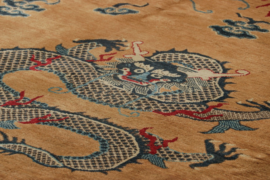 Chinese Pictorial Dragon Rug