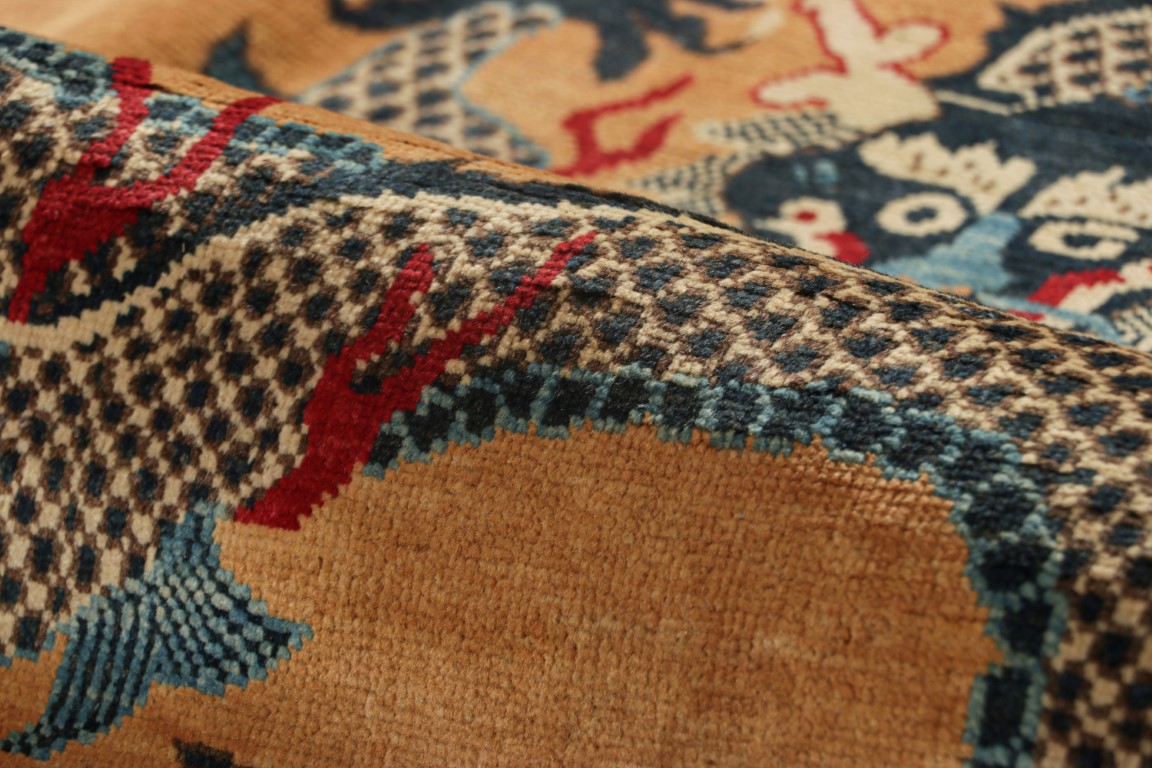 Chinese Pictorial Dragon Rug