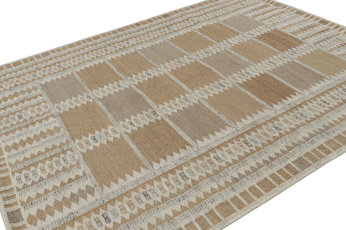 Scandinavian Custom Rug Design with Geometric Patterns