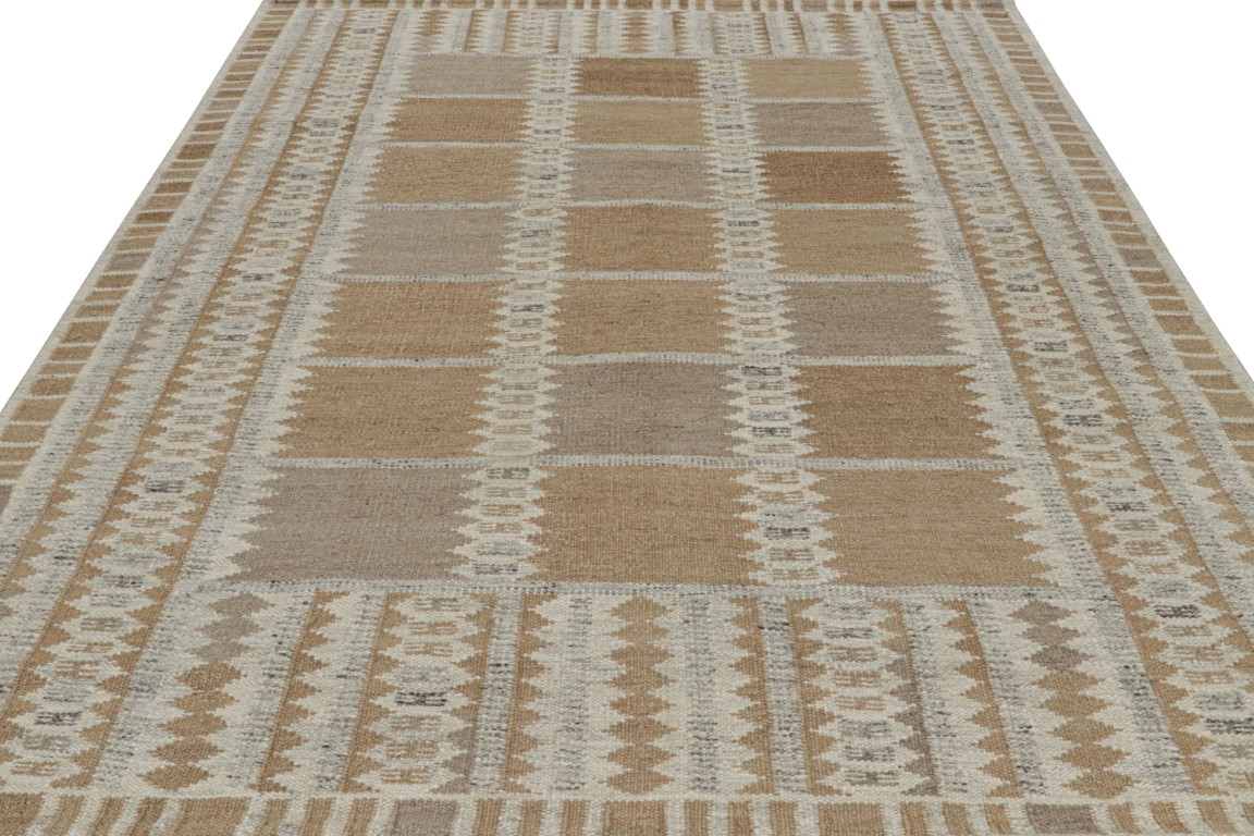 Scandinavian Custom Rug Design with Geometric Patterns