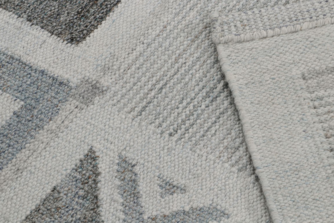 Scandinavian Custom Outdoor Rug with Geometric Patterns