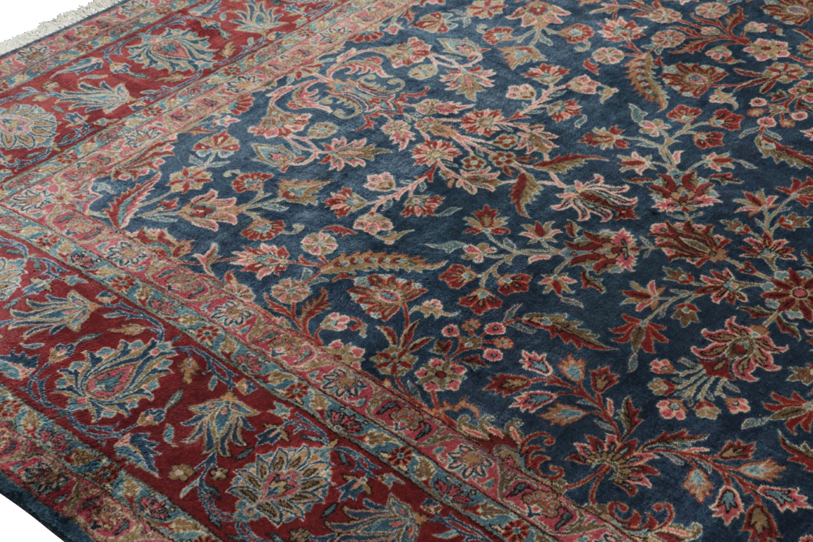 Antique Kashan Floral Rug