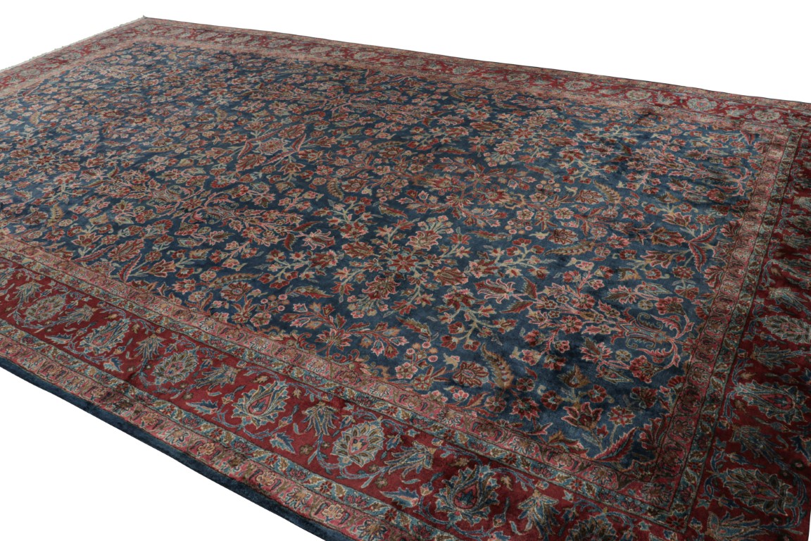 Antique Kashan Floral Rug