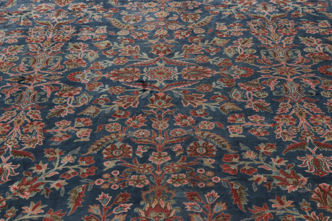 Antique Kashan Floral Rug