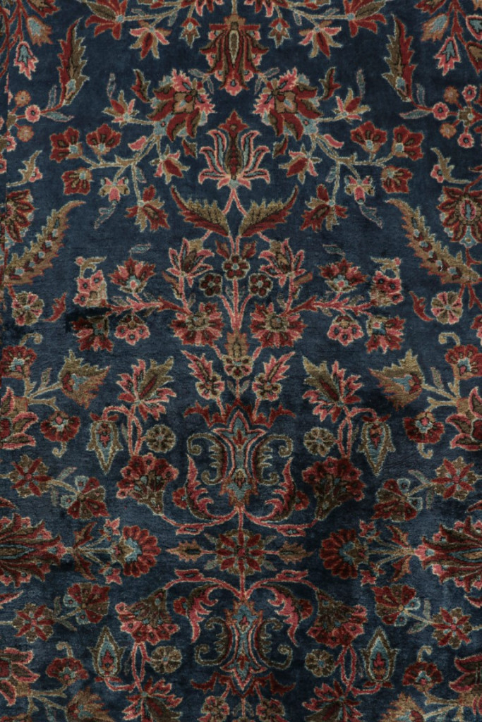 Antique Kashan Floral Rug