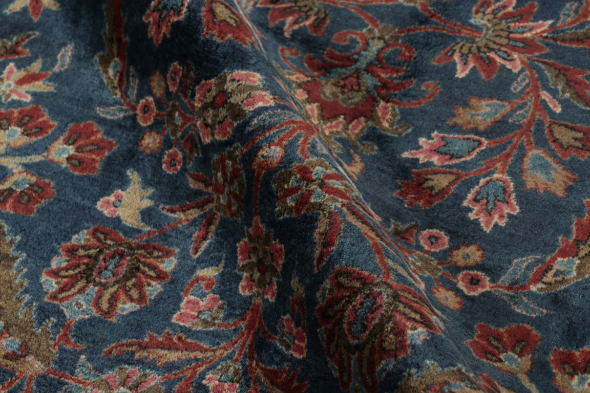 Antique Kashan Floral Rug