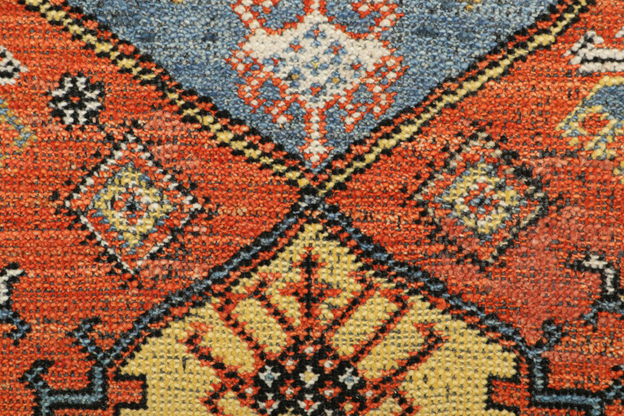 Classic Gift-Sized Geometric Rug