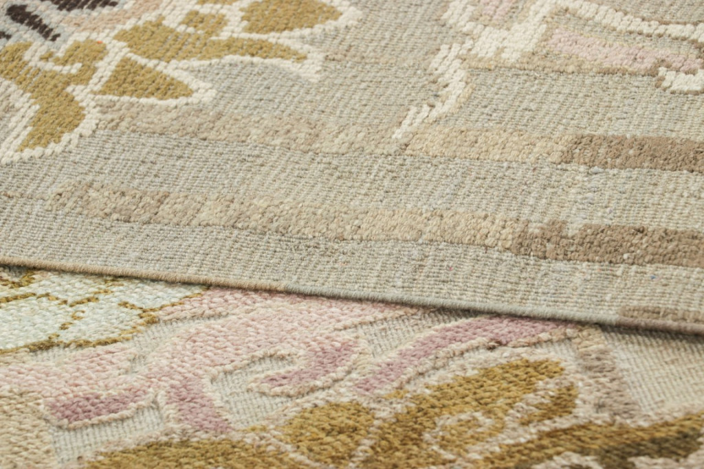 Modern Floral Rug