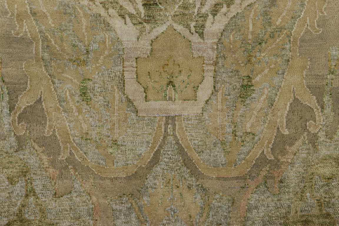 Modern Classics Floral Rug