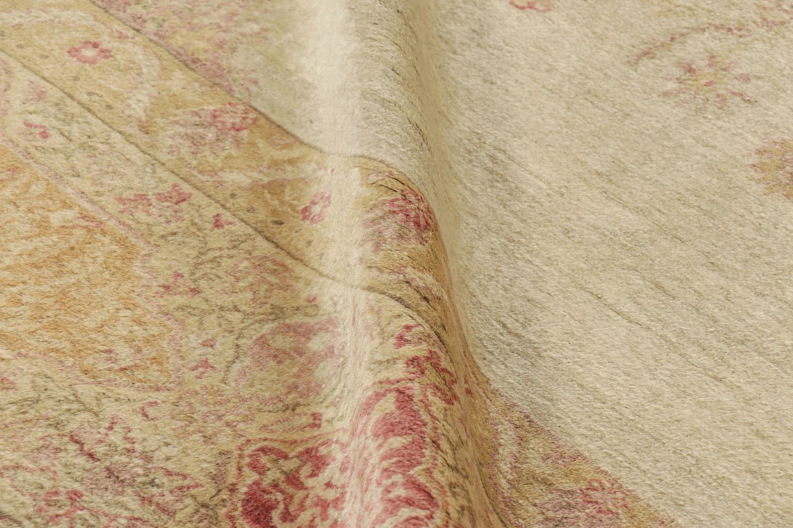 Antique Agra Floral Rug