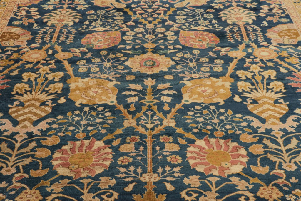 Antique Agra Floral Rug