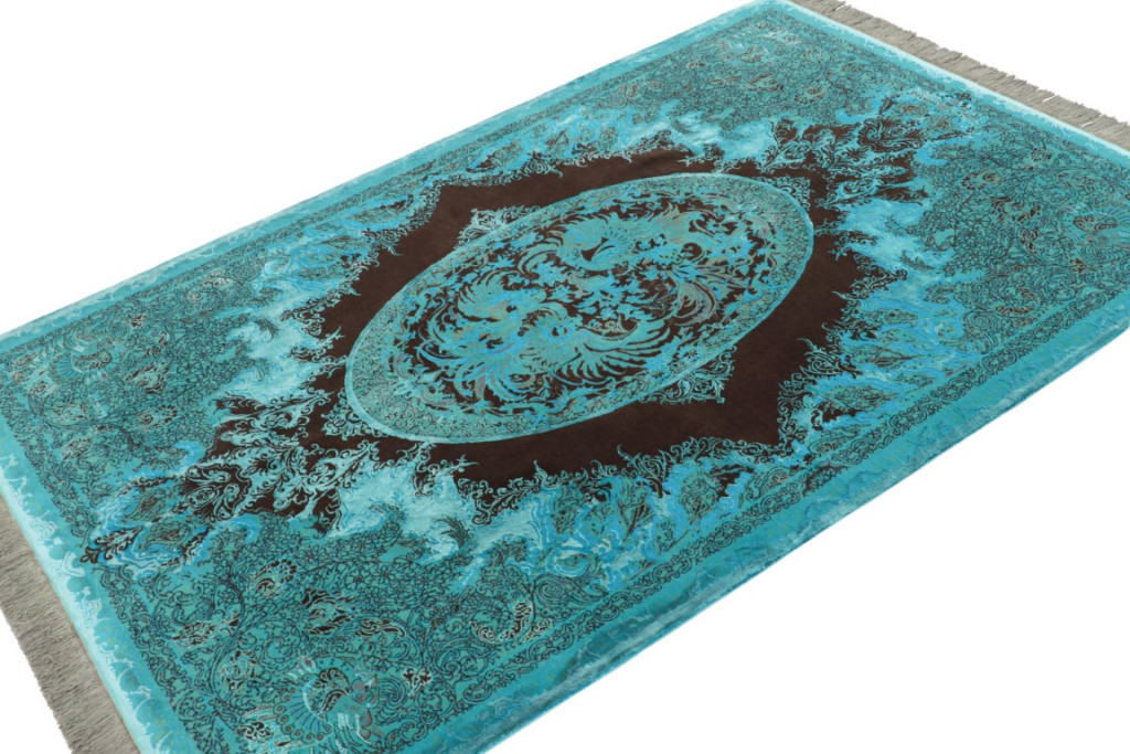 Contemporary Medallion Rug