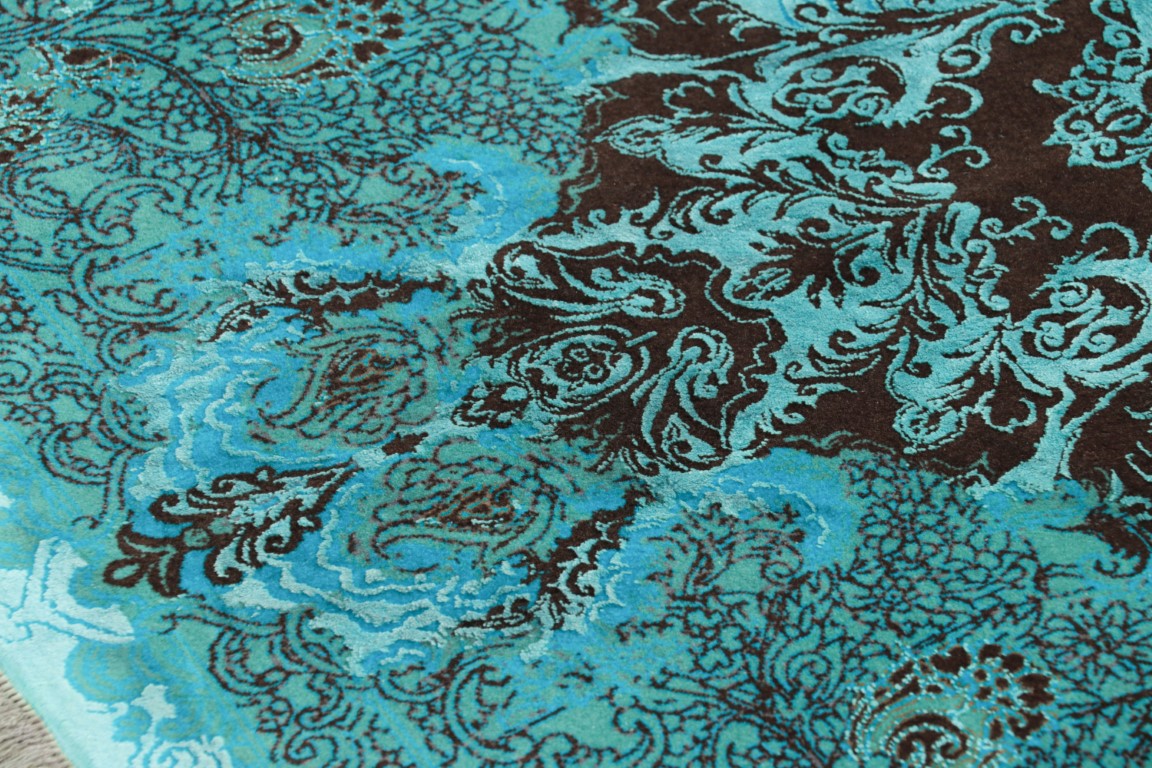Contemporary Medallion Rug