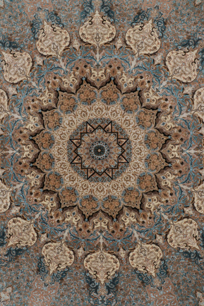 Contemporary Medallion Square Rug