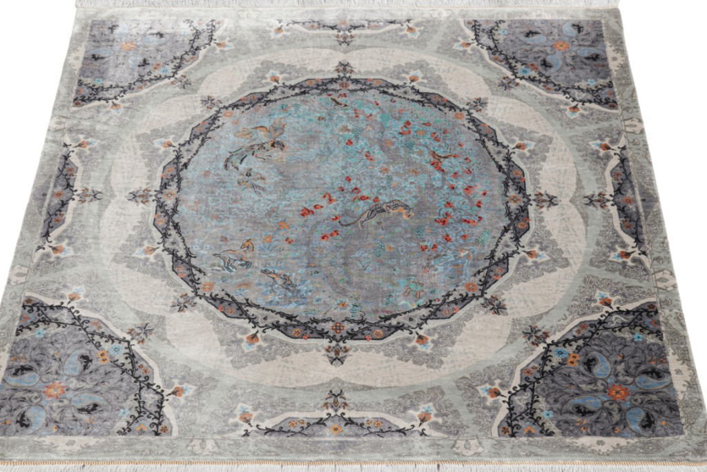 Contemporary Medallion Square Rug