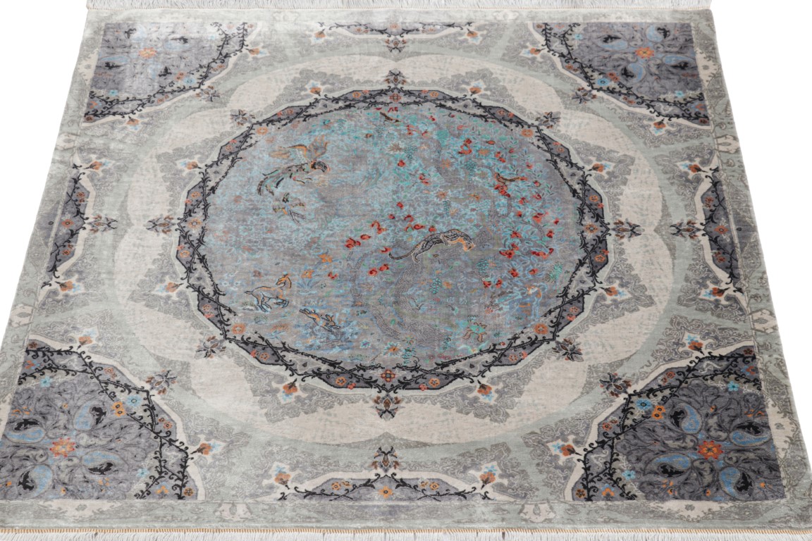 Contemporary Medallion Square Rug