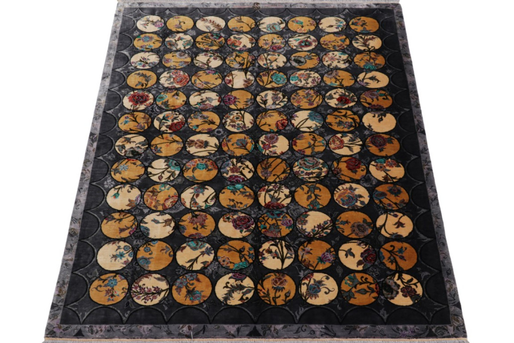 Contemporary Floral Rug