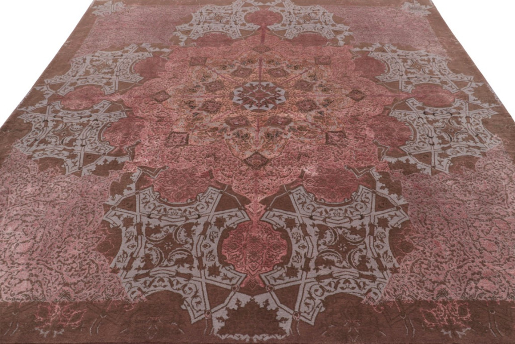 Contemporary Medallion Rug