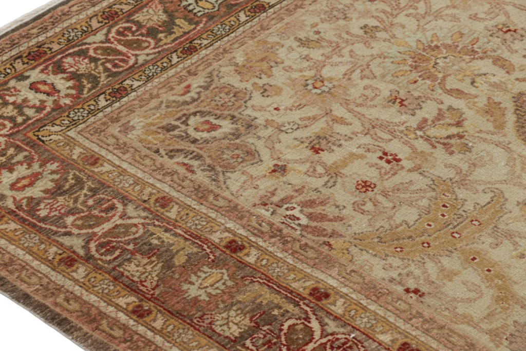 Vintage Sivas Floral Rug