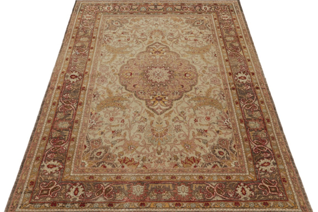 Vintage Sivas Floral Rug