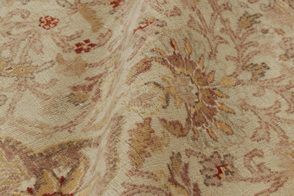 Vintage Sivas Floral Rug