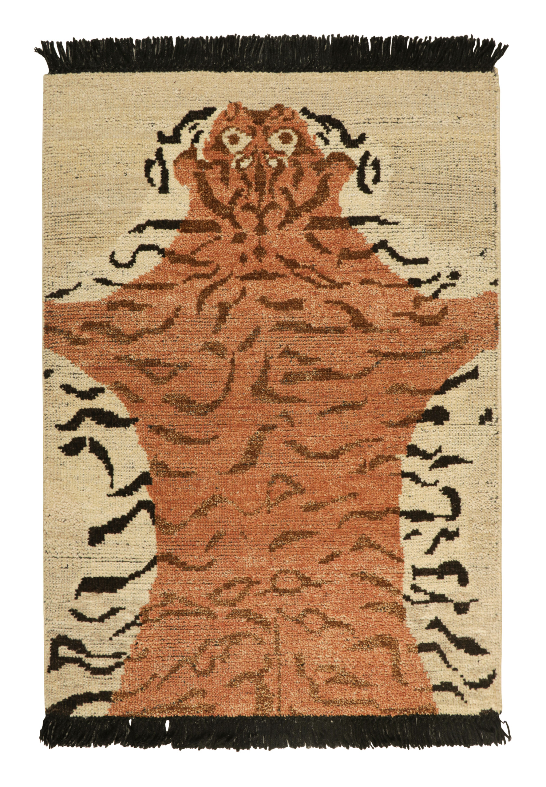 Classic Gift-Sized Pictorial Rug