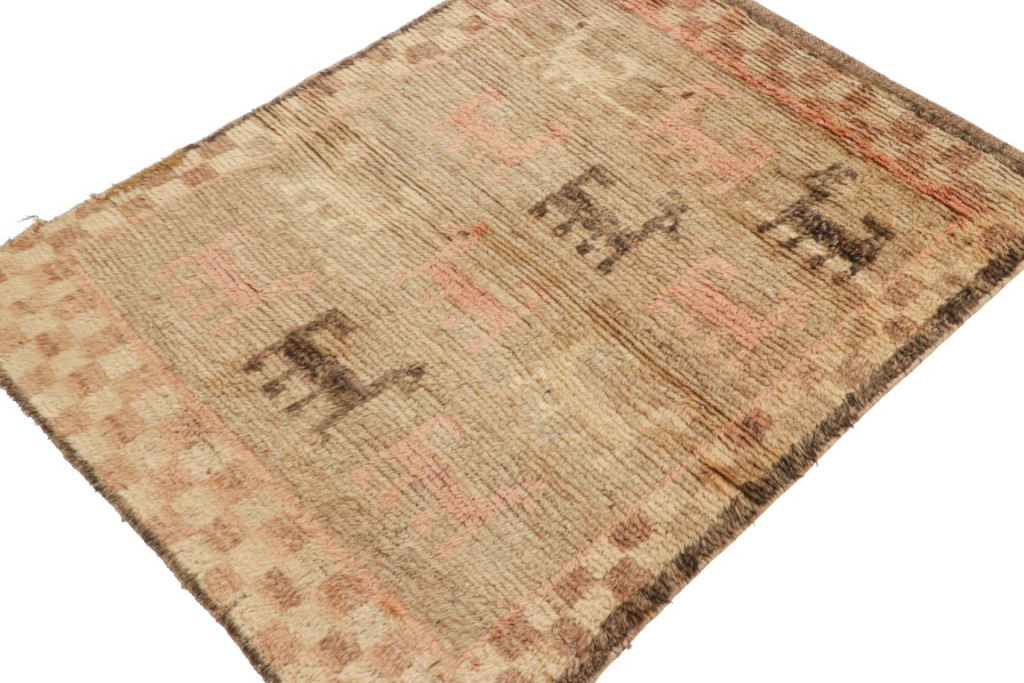 Vintage Gabbeh Pictorial Rug