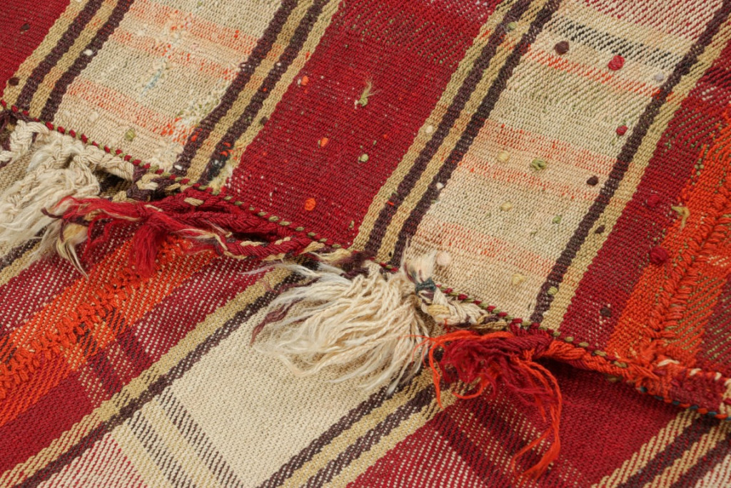 Vintage Jajim Qashqai Kilim