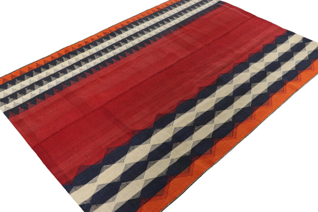 Vintage Jajim Qashqai Kilim