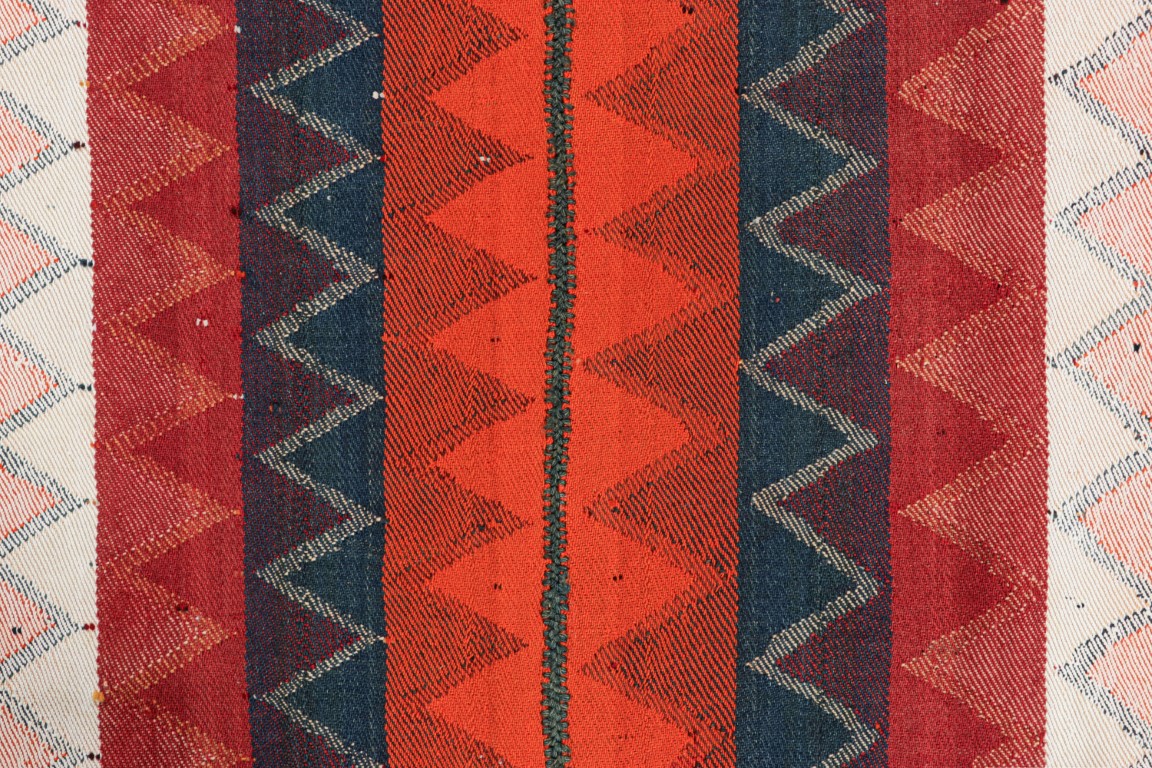 Vintage Jajim Qashqai Kilim