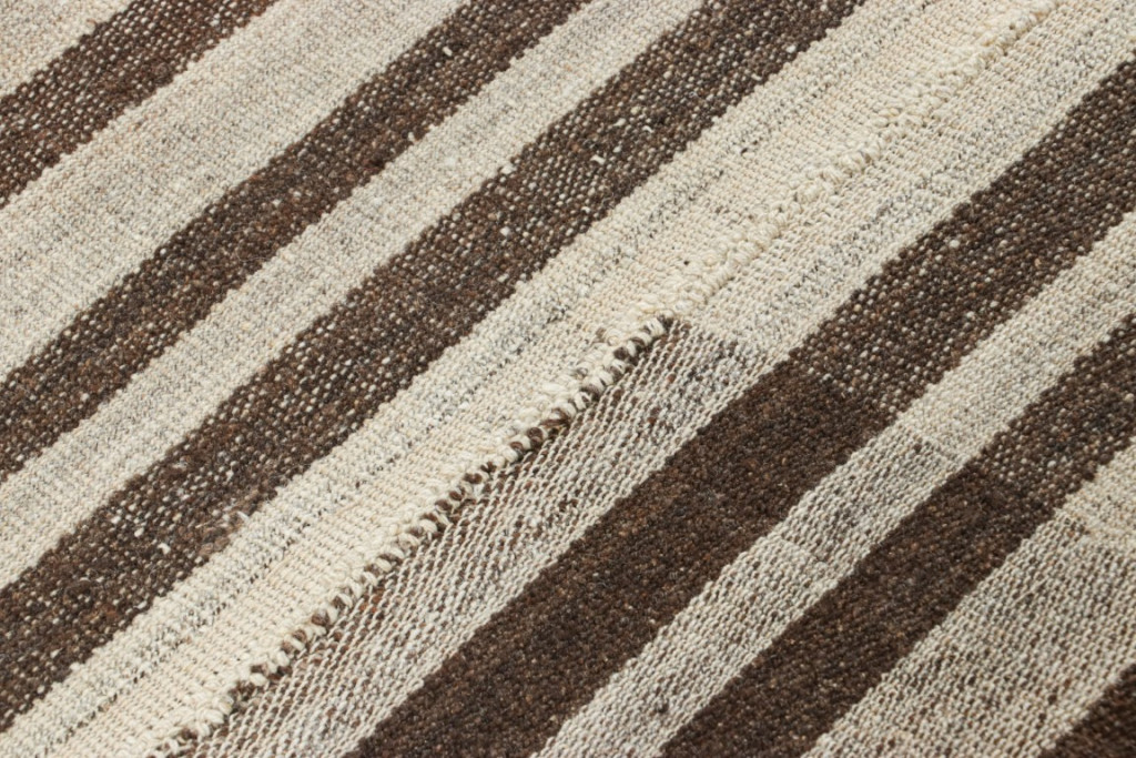 Vintage Jajim Qashqai Kilim
