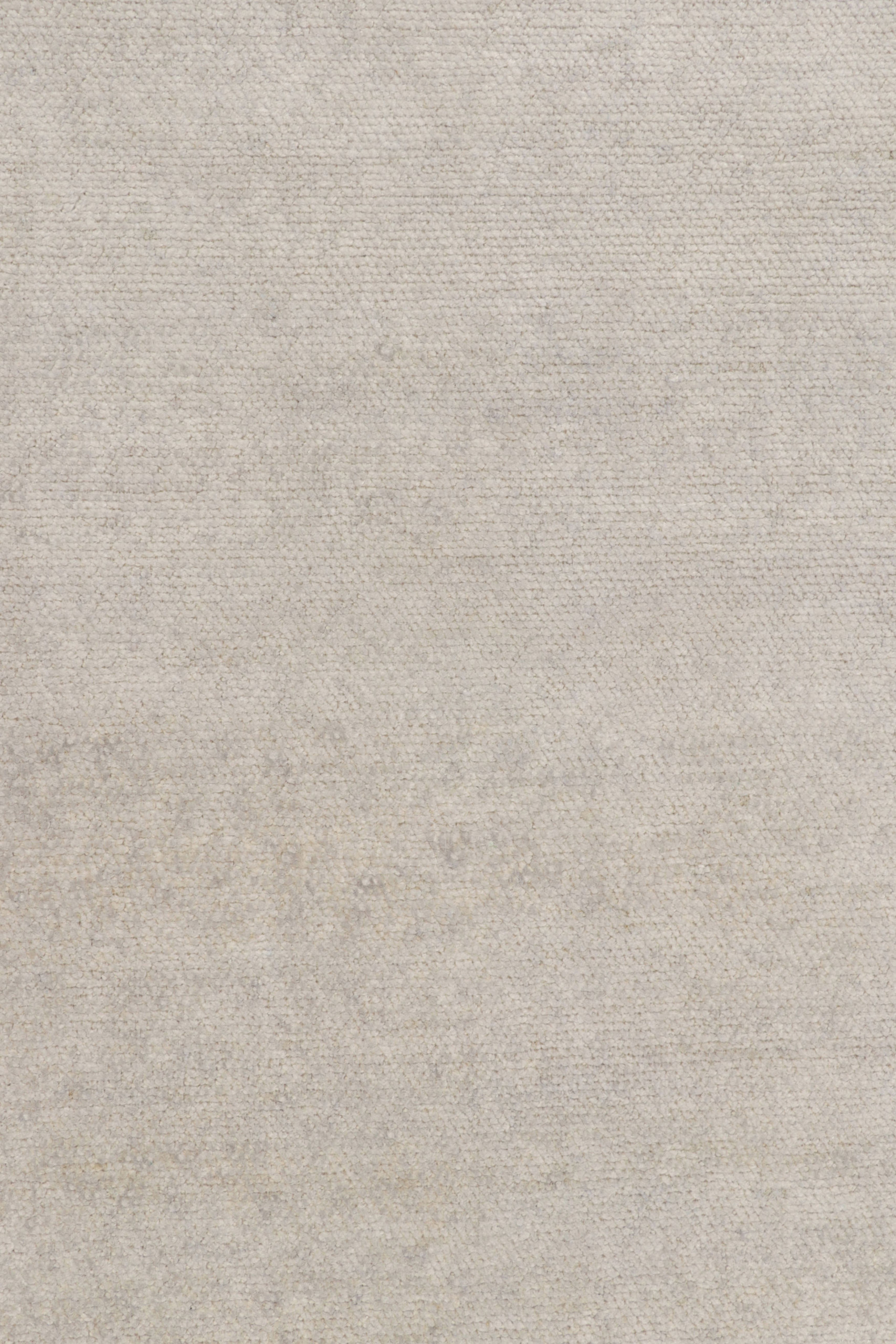 Rug & Kilim’s Oversized Contemporary Textural Solid Rug in Ivory Tones