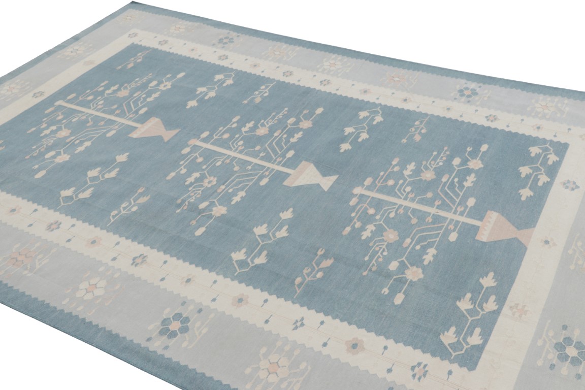 Contemporary Dhurrie Geometric Rug