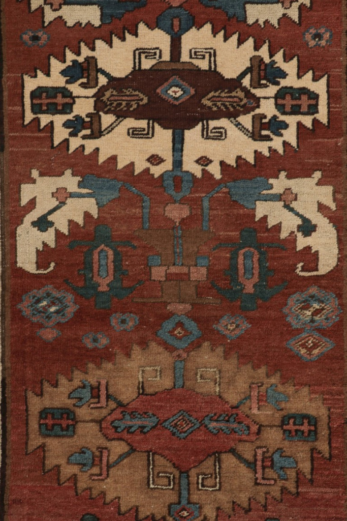 Antique Persian Serapi Medallion Rug