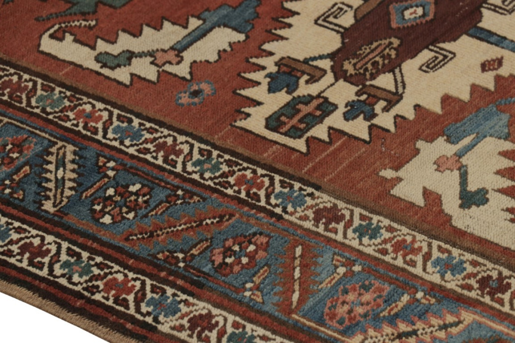 Antique Persian Serapi Medallion Rug