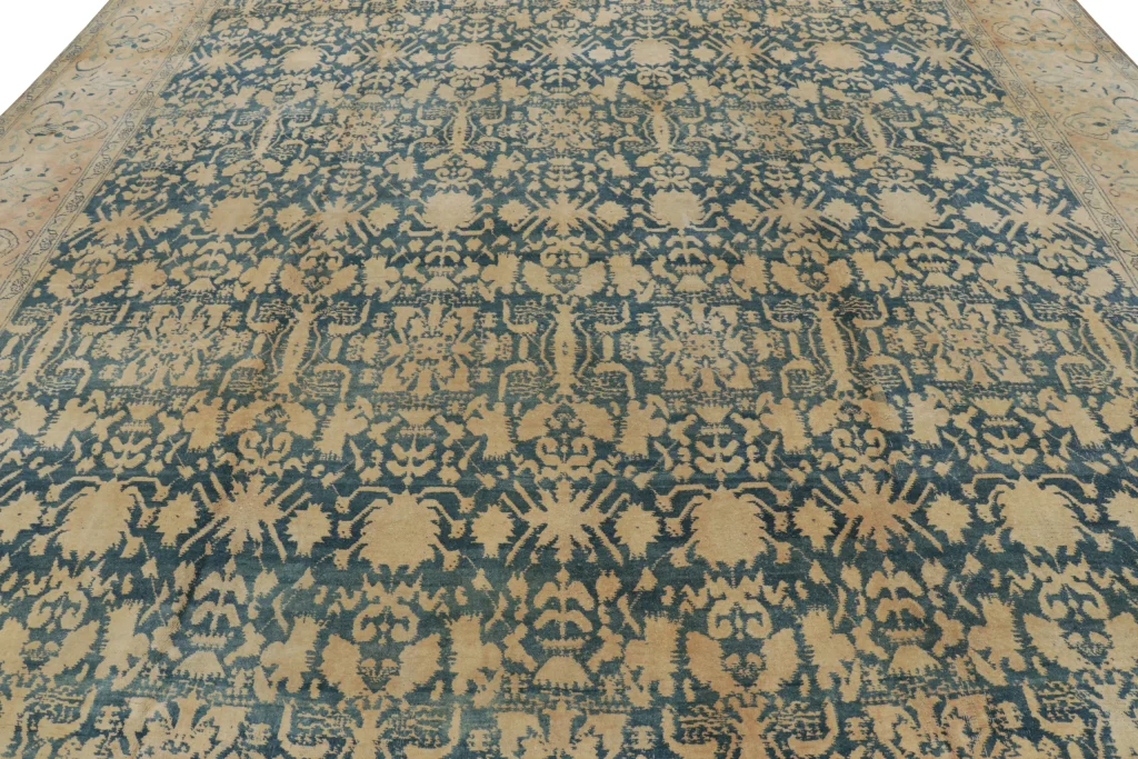 Antique Agra Floral Rug