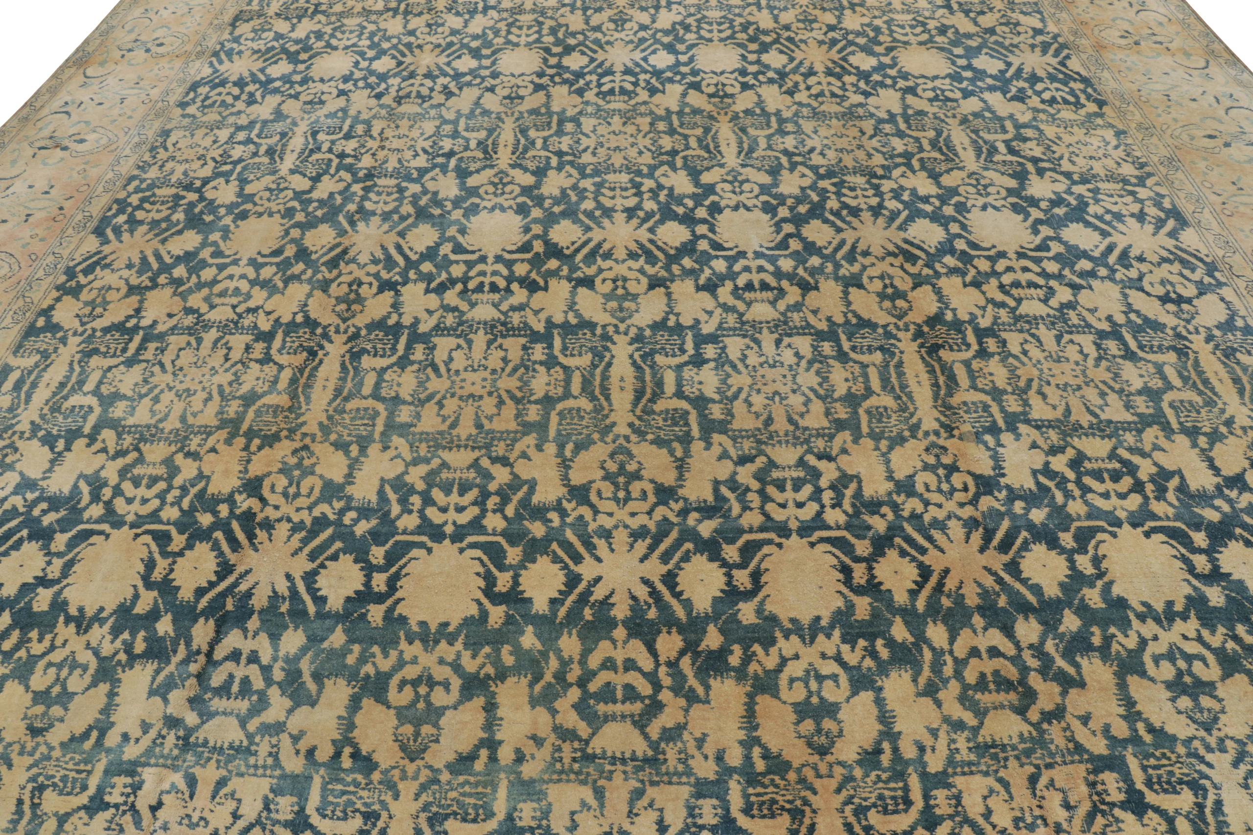 Antique Agra Floral Rug