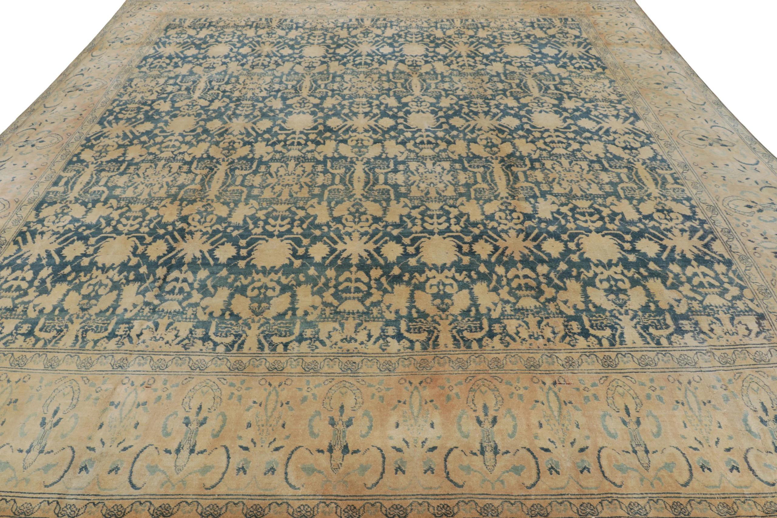 Antique Agra Floral Rug