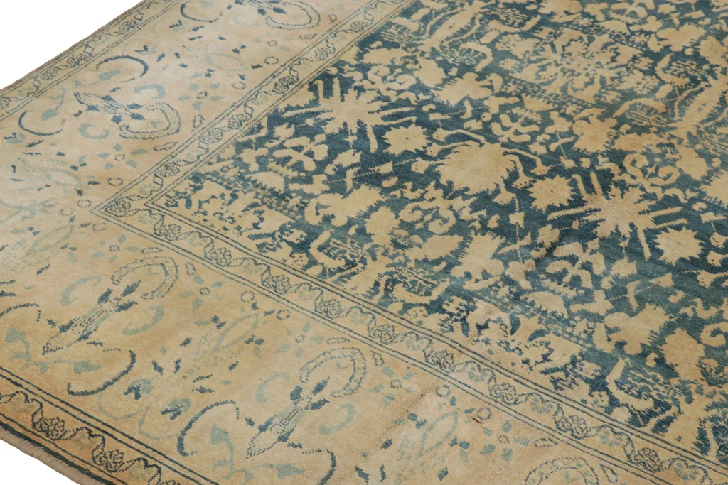 Antique Agra Floral Rug