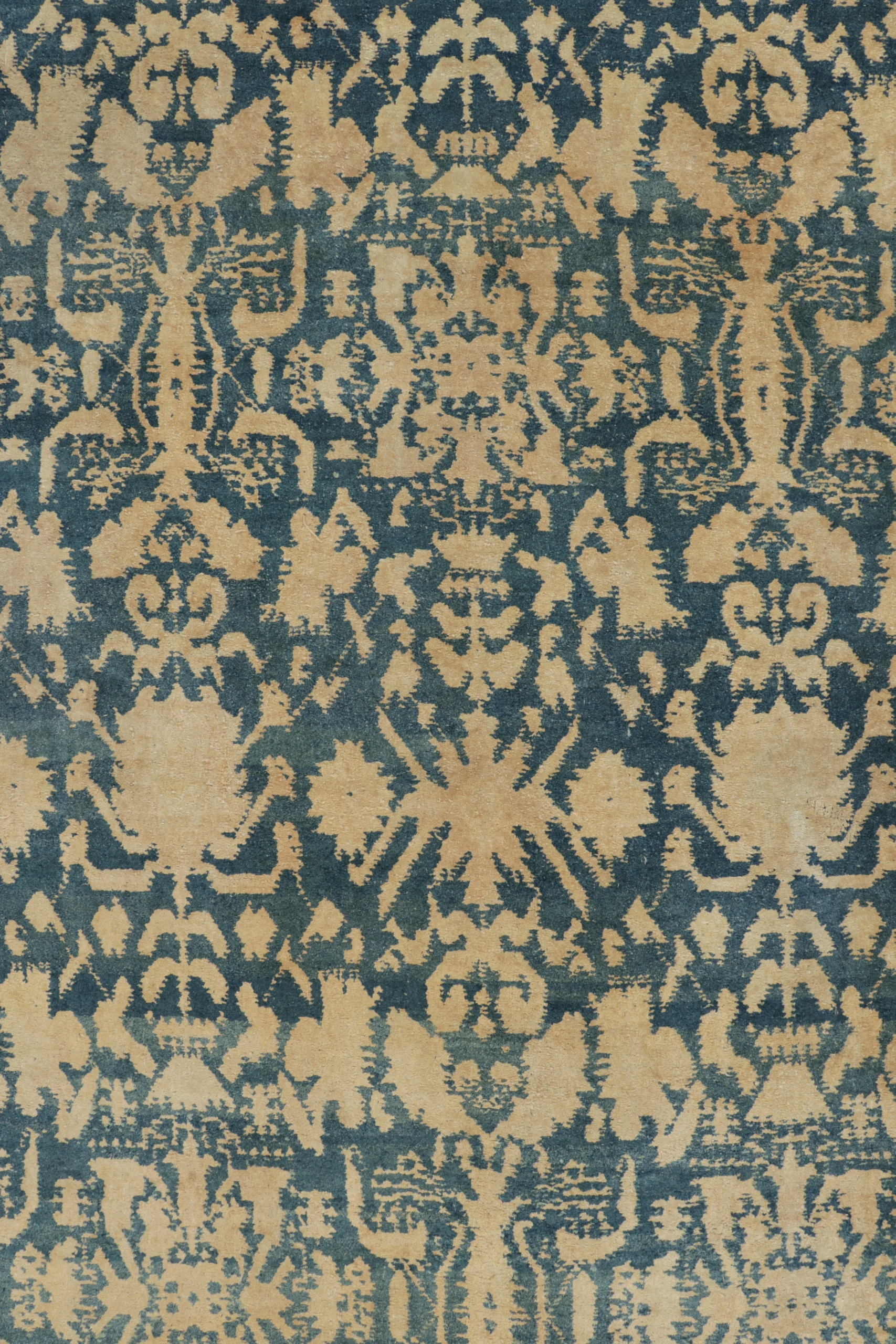 Antique Agra Floral Rug