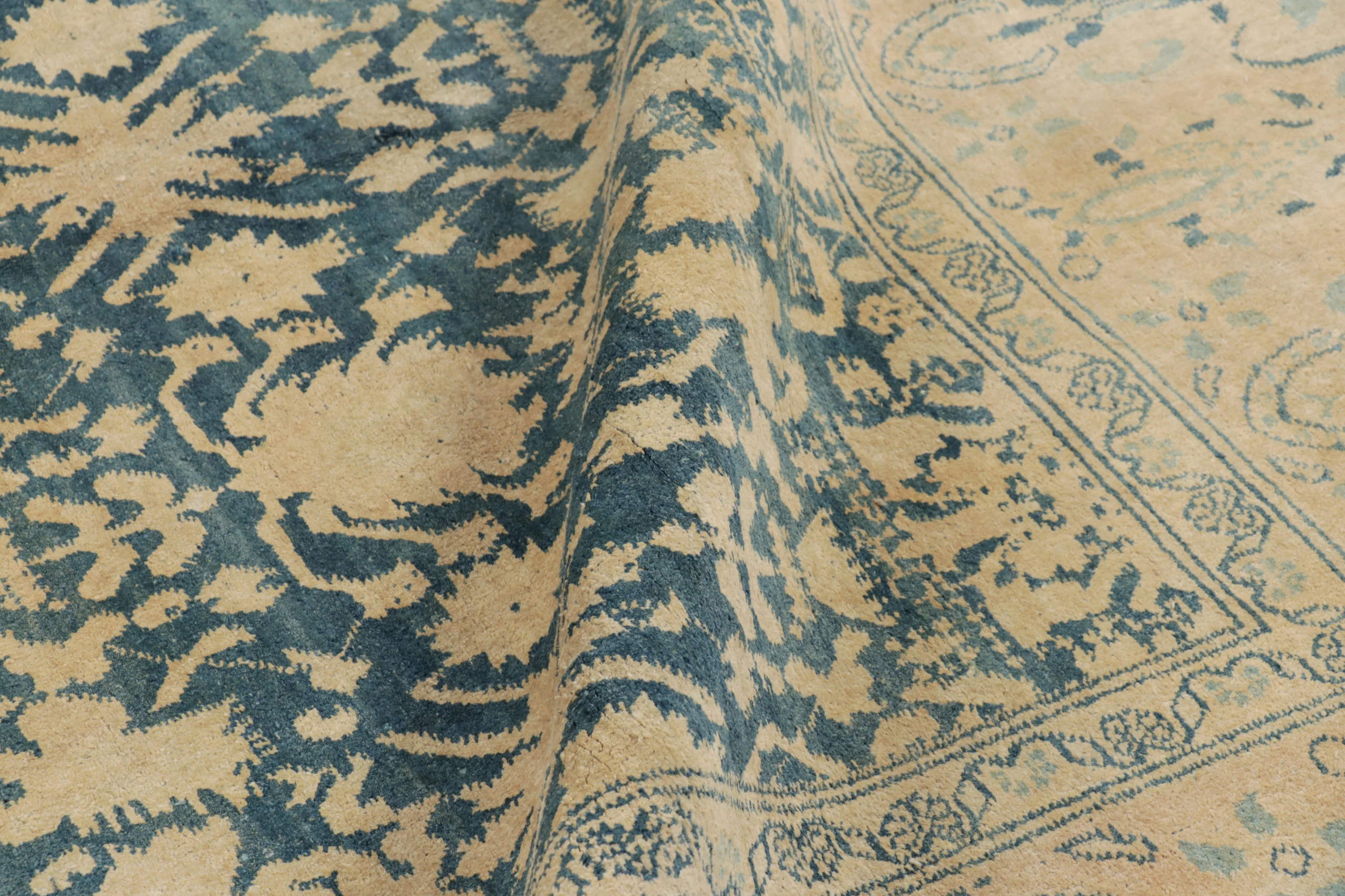 Antique Agra Floral Rug