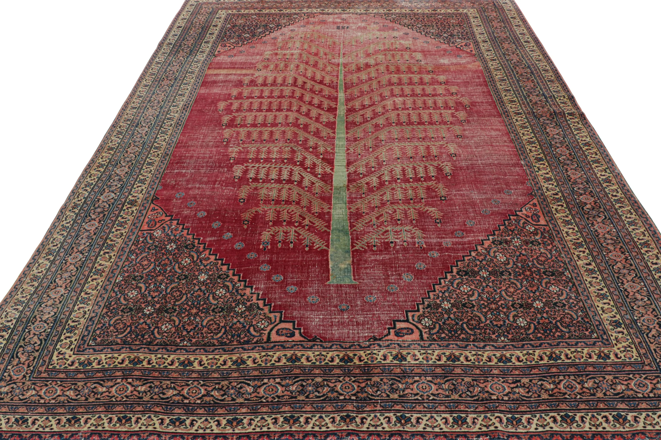 Antique Doroksh Floral Rug