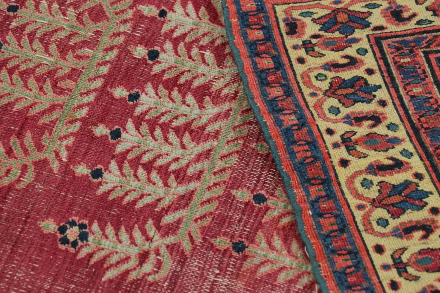 Antique Doroksh Floral Rug