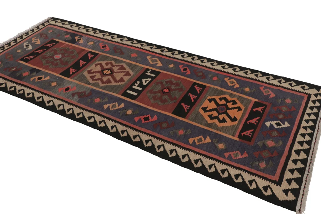 Vintage Zanjan Medallion Kilim