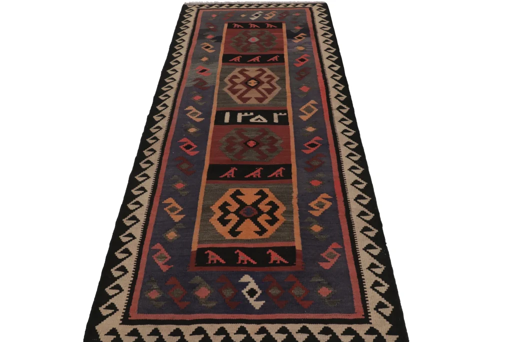 Vintage Zanjan Medallion Kilim