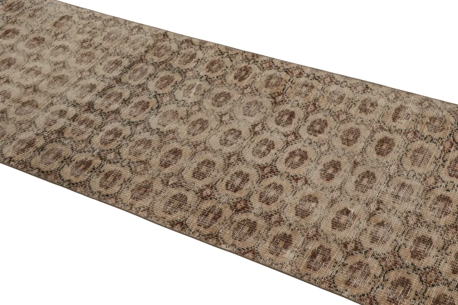 Vintage Distressed All over Geometric Runner Rug